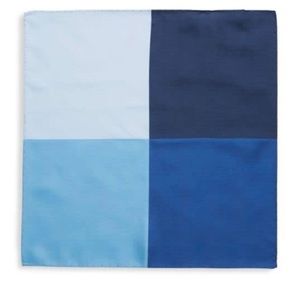 SAKS FIFTH AVENUE MADE IN ITALY
4-Pannel Pocket Square